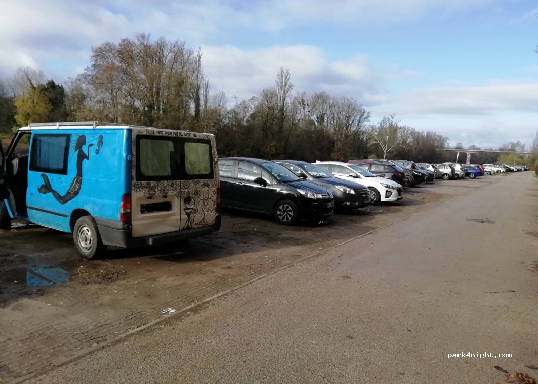 (31340) Villemur-sur-Tarn - 37 Rue de la République — foto 2