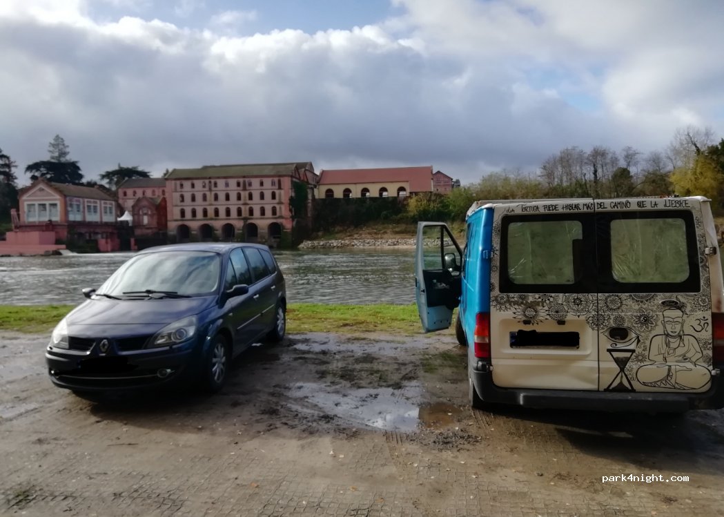 (31340) Villemur-sur-Tarn - 37 Rue de la République — foto 3