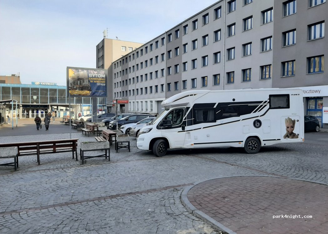 (40-061) Katowice - 9 plac Oddziałów Młodzieży Powstańczej — foto 2