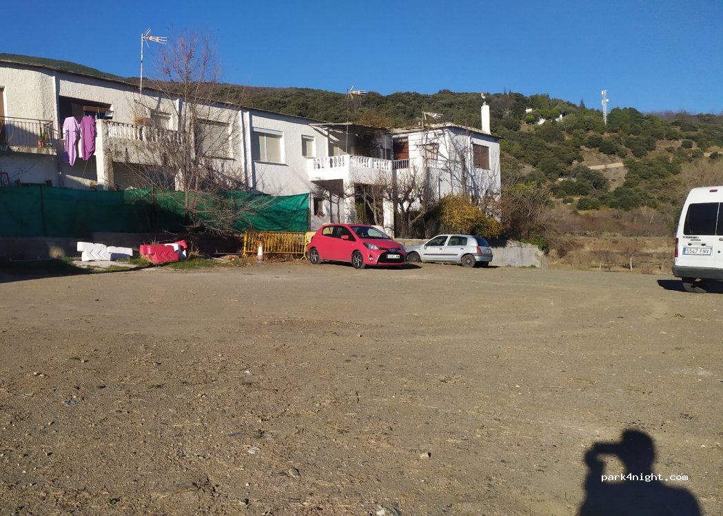 (18415) Pórtugos - 17 Calle Sierra Nevada — foto 3