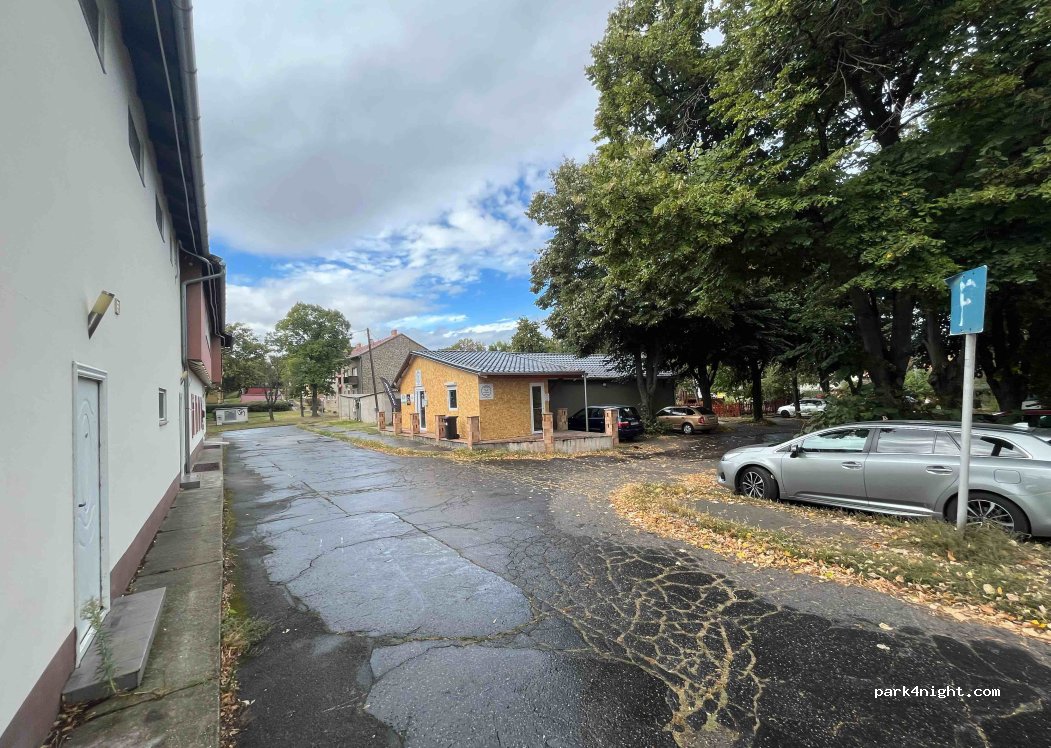 (7626) Pécs - 6/b Vadász utca — foto 4