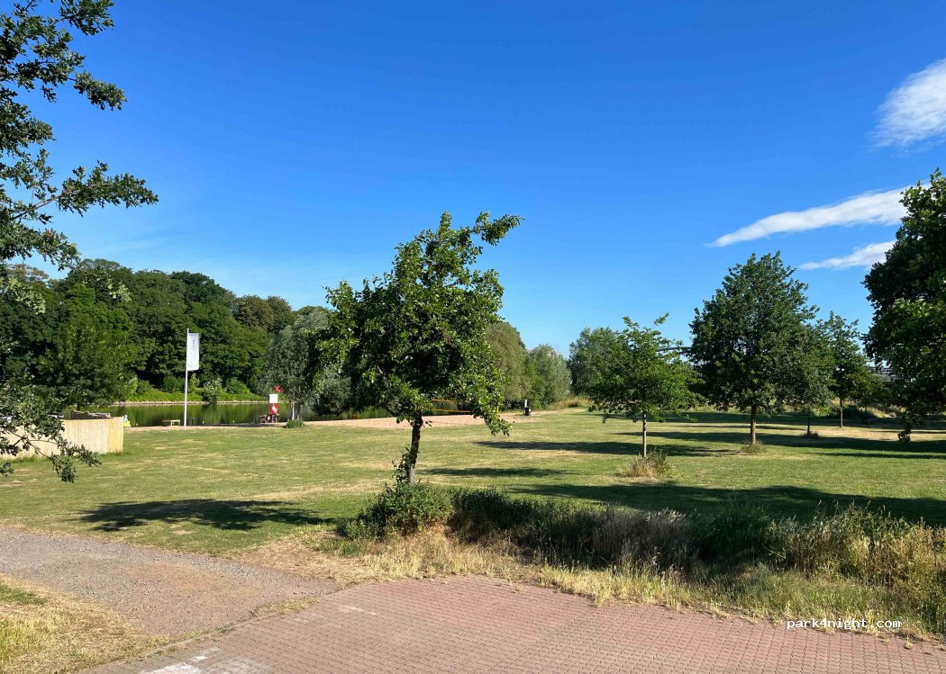 Wohnmobilstellplatz Kanzlers Weide in Minden — foto 3