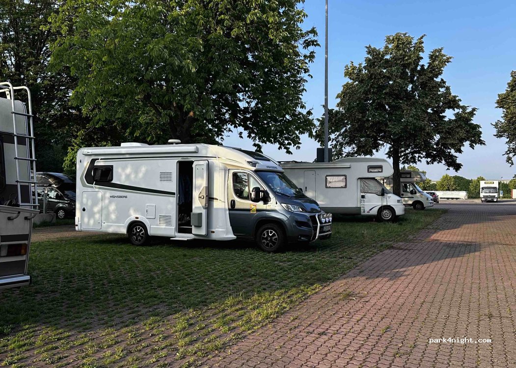 Wohnmobilstellplatz Kanzlers Weide in Minden — foto 5