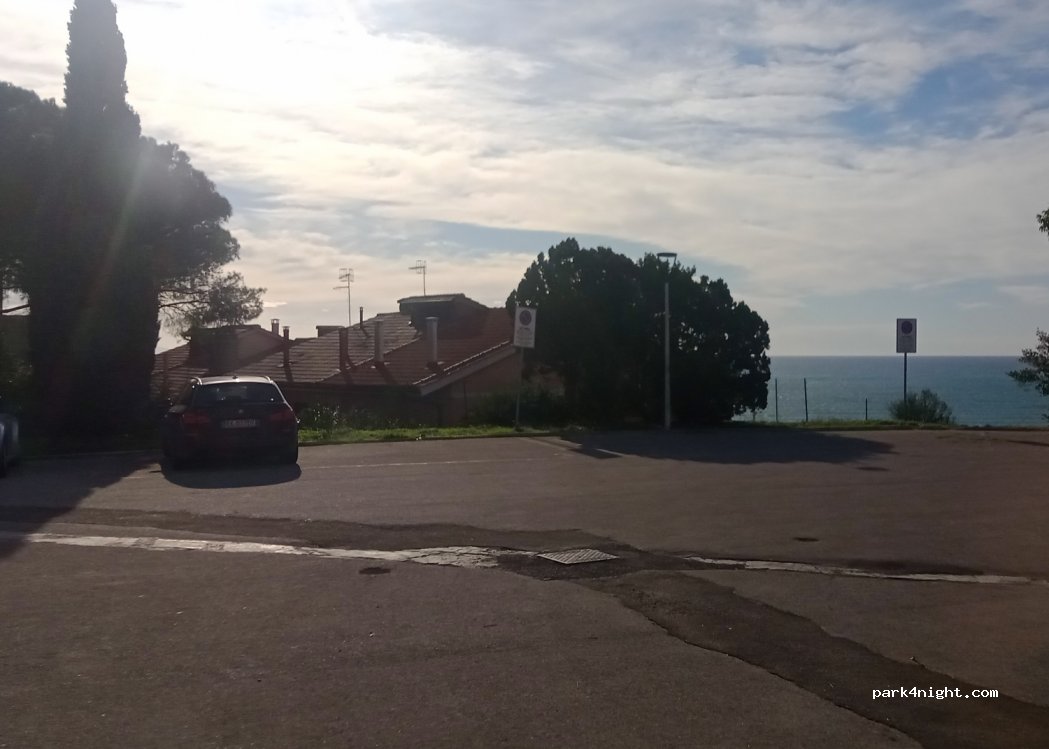 (58043) Castiglione della Pescaia - 13 Via Montenero — foto