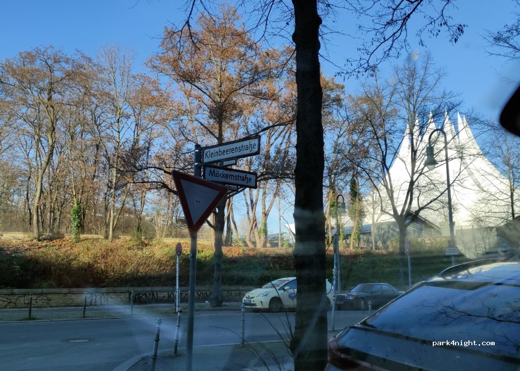 (10963) Berlin - 1 Kleinbeerenstraße — foto