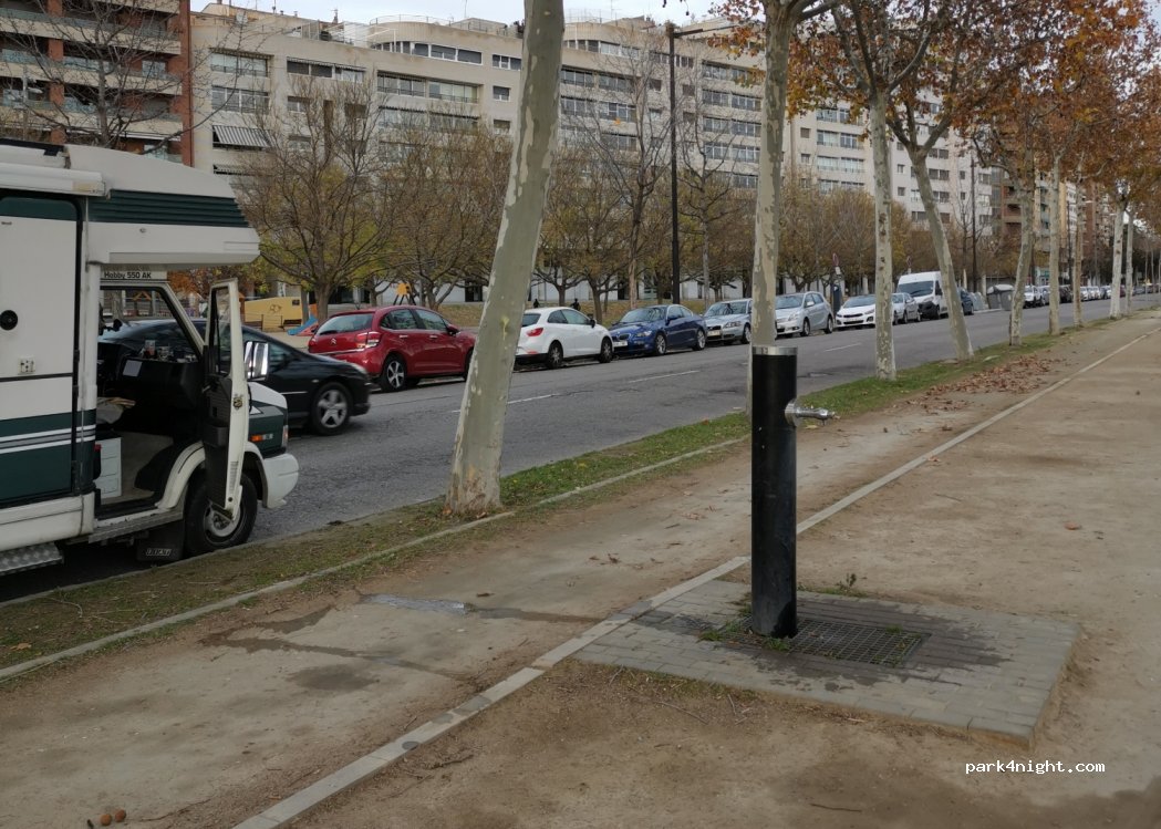 (25002) Lleida - 8 Carrer Isaac Albéniz — foto
