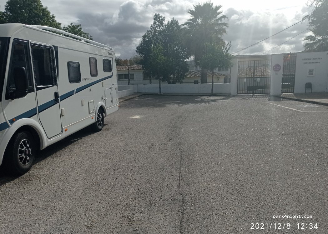 (11640) Bornos - 58 Calle Puerto — foto