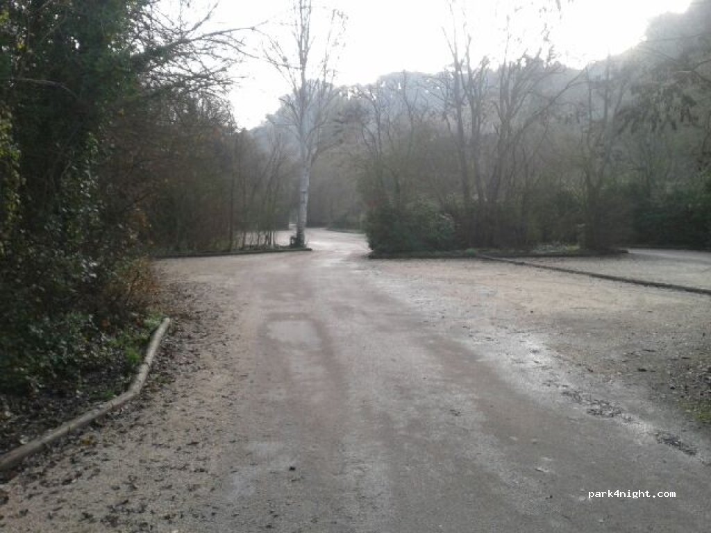 (13420) Gémenos - D2 — foto 2