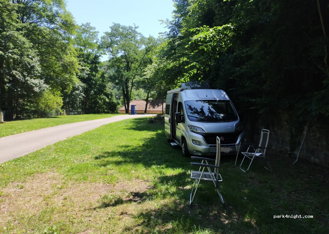 Camping des Trois Châteaux — foto