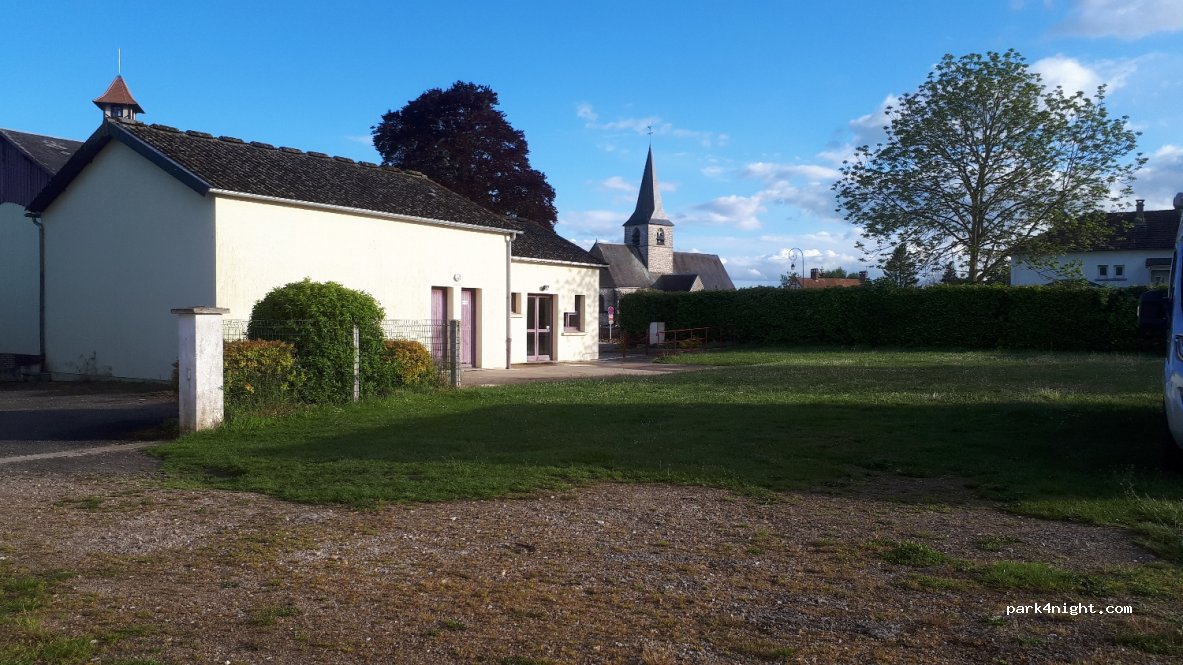 (76220) Cuy-Saint-Fiacre - D57 — foto 2