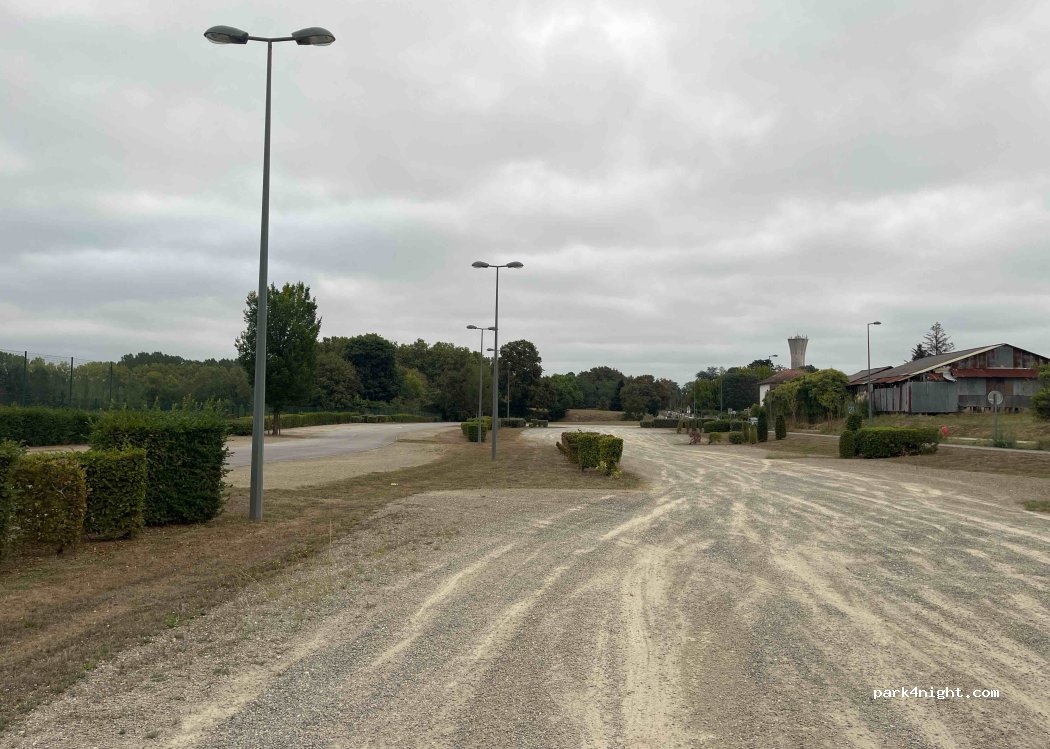 (40100) Dax - 71 Route de Saubagnacq — foto 5