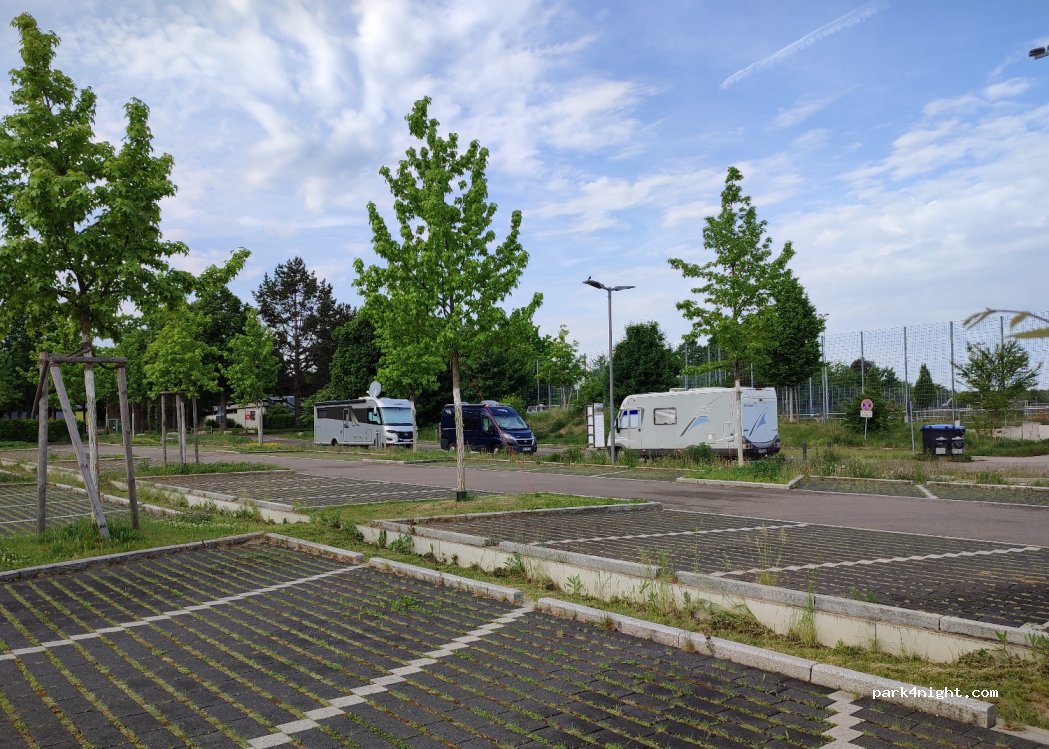 (70734) Fellbach - 118 Esslinger Straße — foto