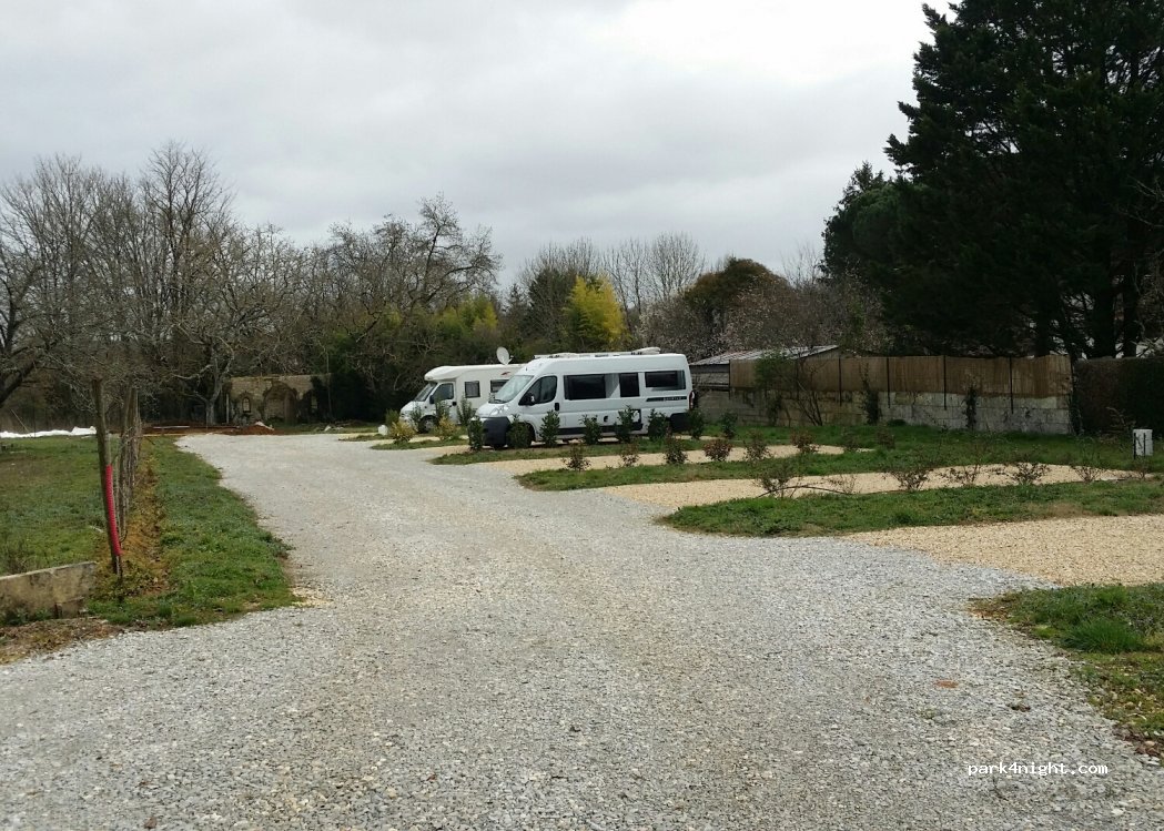 (17500) Jonzac - 1 Rue de la Frémigère — foto 2