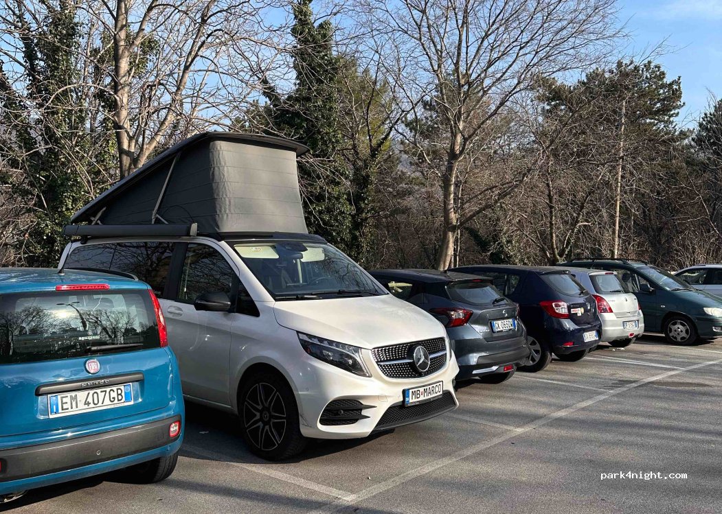 (34139) Trieste - 37 Via Carlo De Marchesetti — foto 3