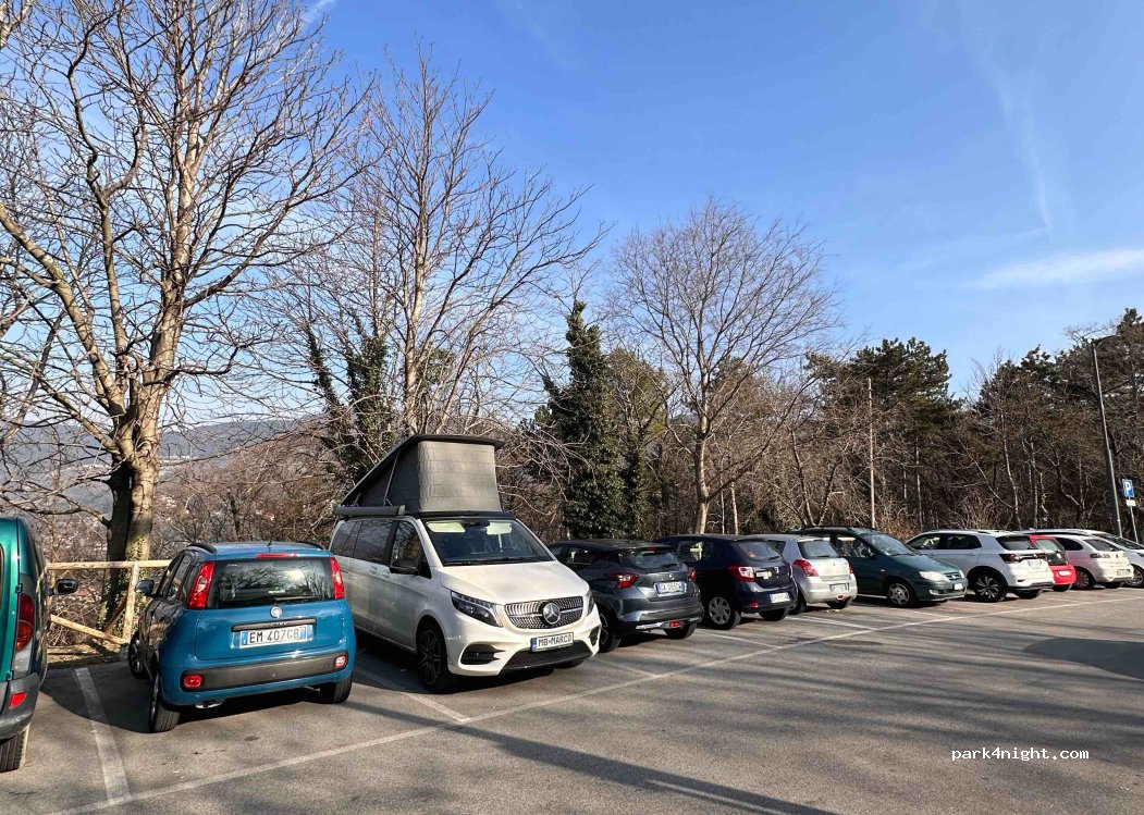 (34139) Trieste - 37 Via Carlo De Marchesetti — foto 4
