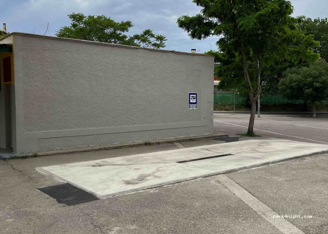 (50800) Zuera - Calle Parque Deportivo — foto 3