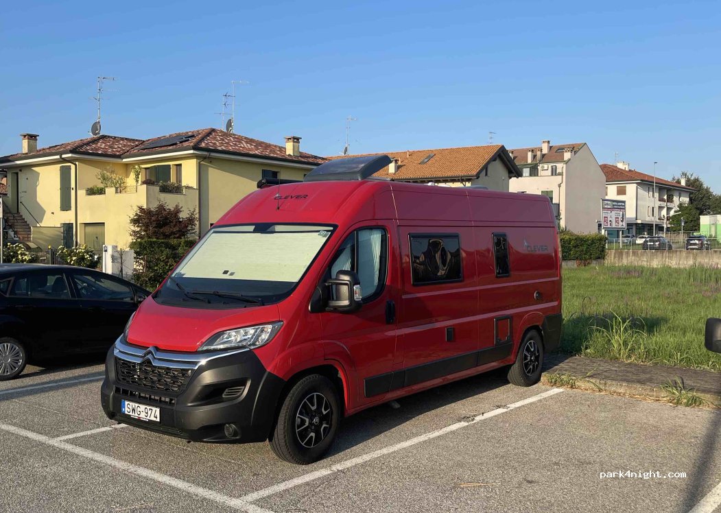 (45100) Veneto - 6 Via Viernheim — foto