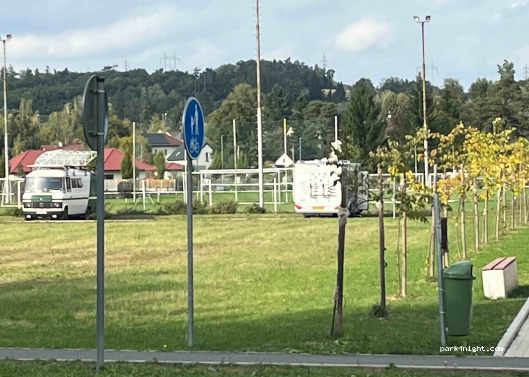 (257 22) Čerčany - 491 Sázavská — foto 2