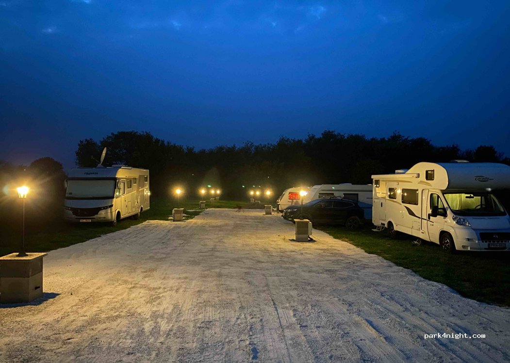 (8483) Somlószőlős - 14 Zrínyi utca — foto