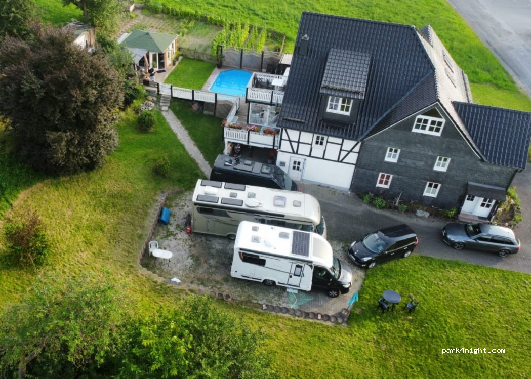 (59889) Eslohe (Sauerland) - 6 Zum Fischacker — foto