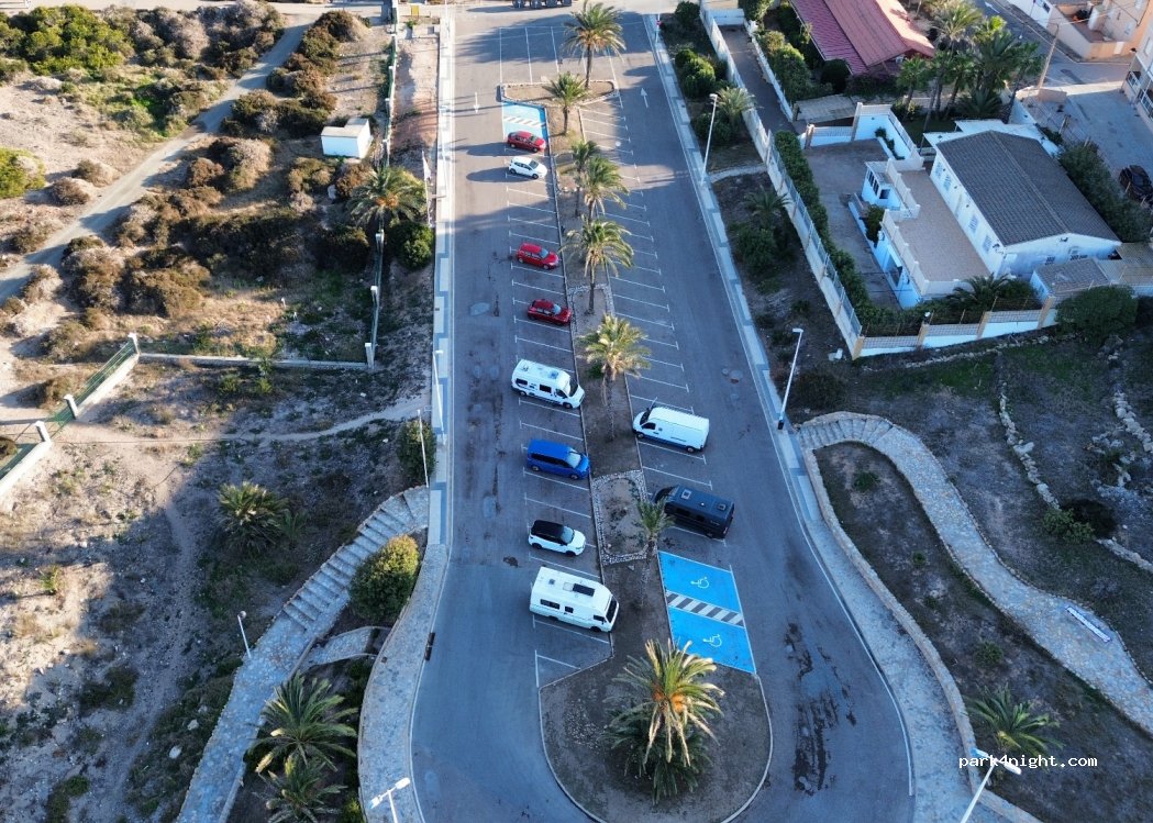 (30370) Cabo de Palos - 1 Calle Cabo Falcón — foto 4