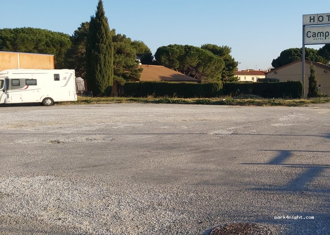 (66100) Perpignan - 3 Rue Jean Sabrazes — foto