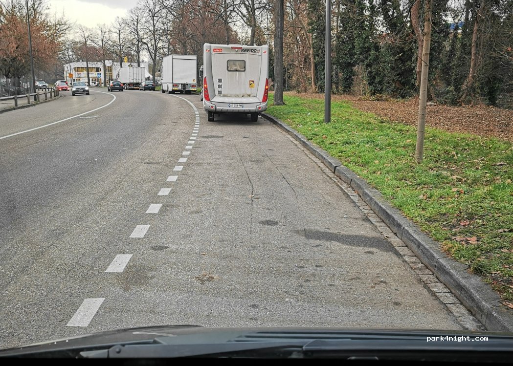 (67200) Strasbourg - 74 Rue du Marché Gare — foto