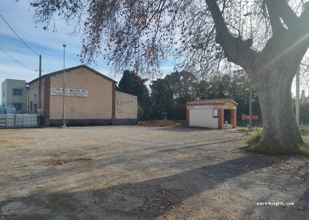 (66170) Millas - Bd de la Gare — foto 2