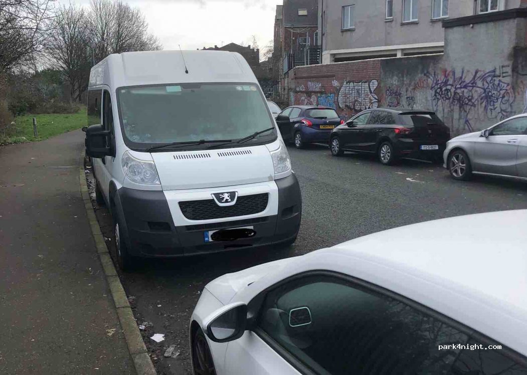 (BT7 1EW) Belfast - 31 Cameron Street — foto