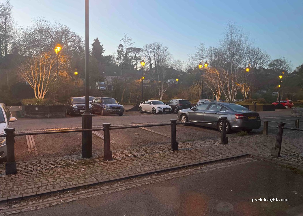 (GL8 8DG) Tetbury - 31 Gumstool Hill — foto 3