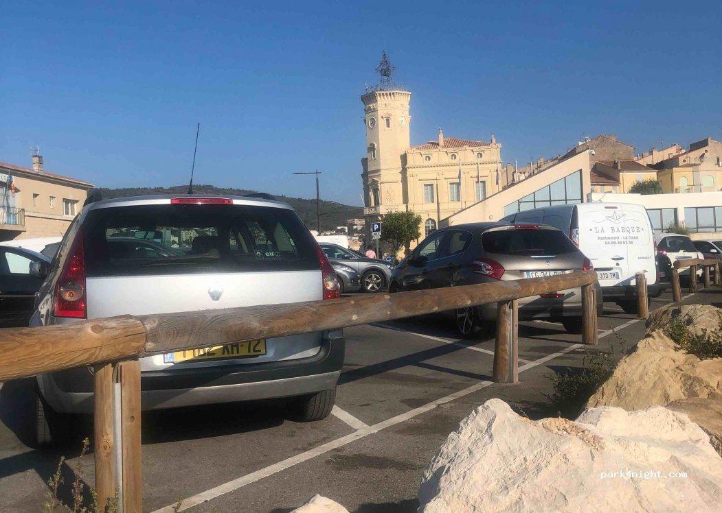 (13600) La Ciotat - Unnamed Road — foto