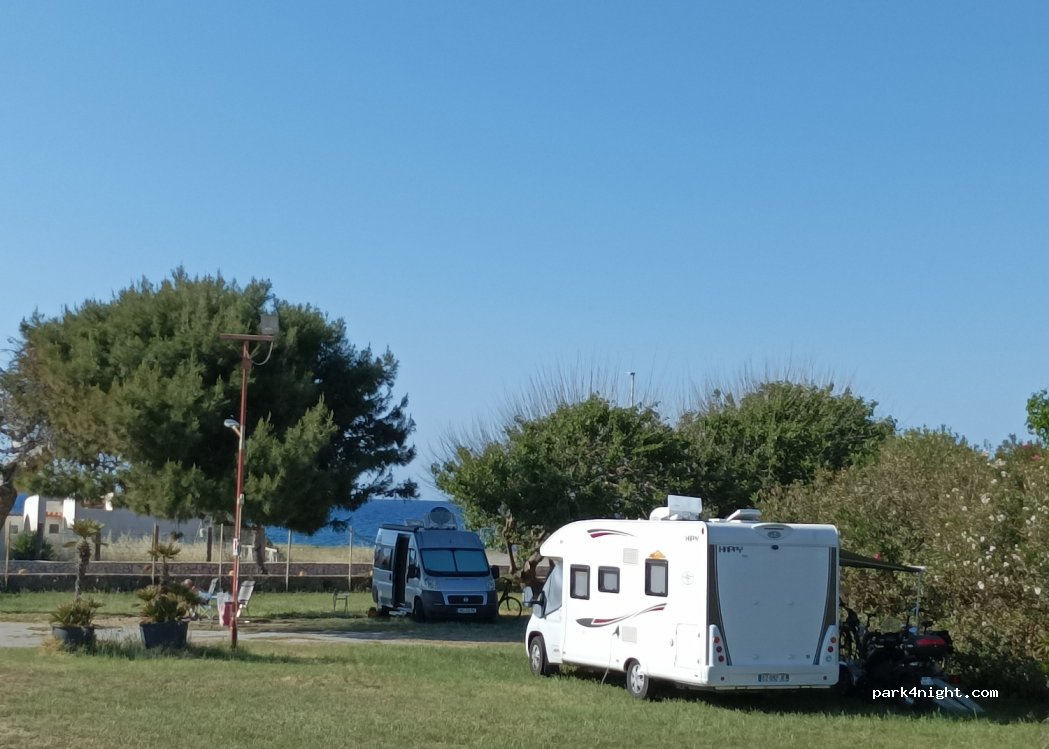 Equipped area - Stop Camper Trinacria — foto 3