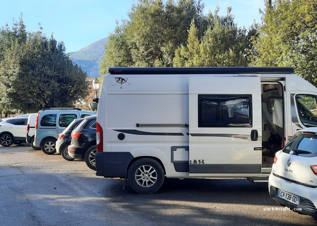 (06380) Sospel - Chemin de Suez — foto