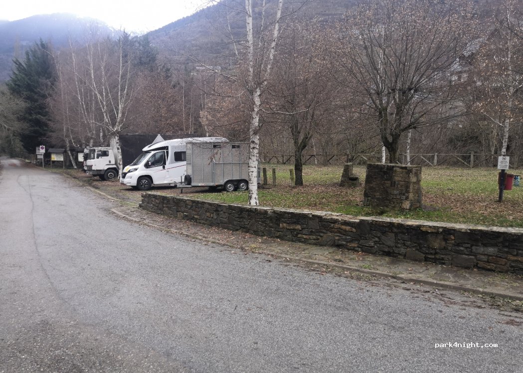 (25537) Aubèrt - 3 Pista Forestau de Varicauva — foto