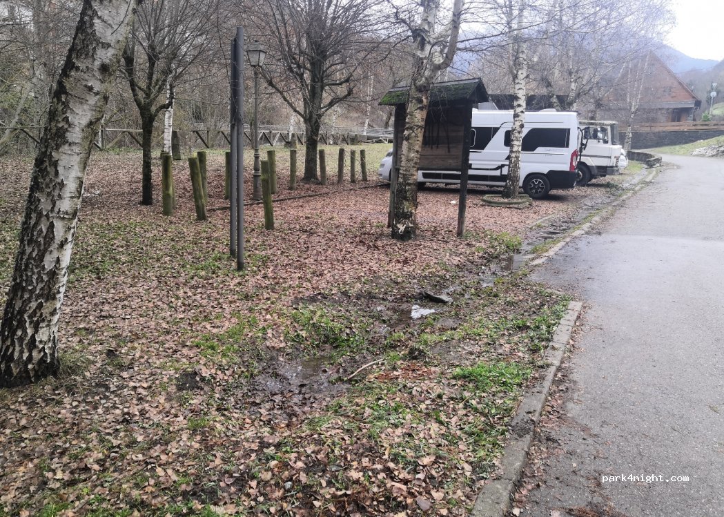 (25537) Aubèrt - 3 Pista Forestau de Varicauva — foto 3