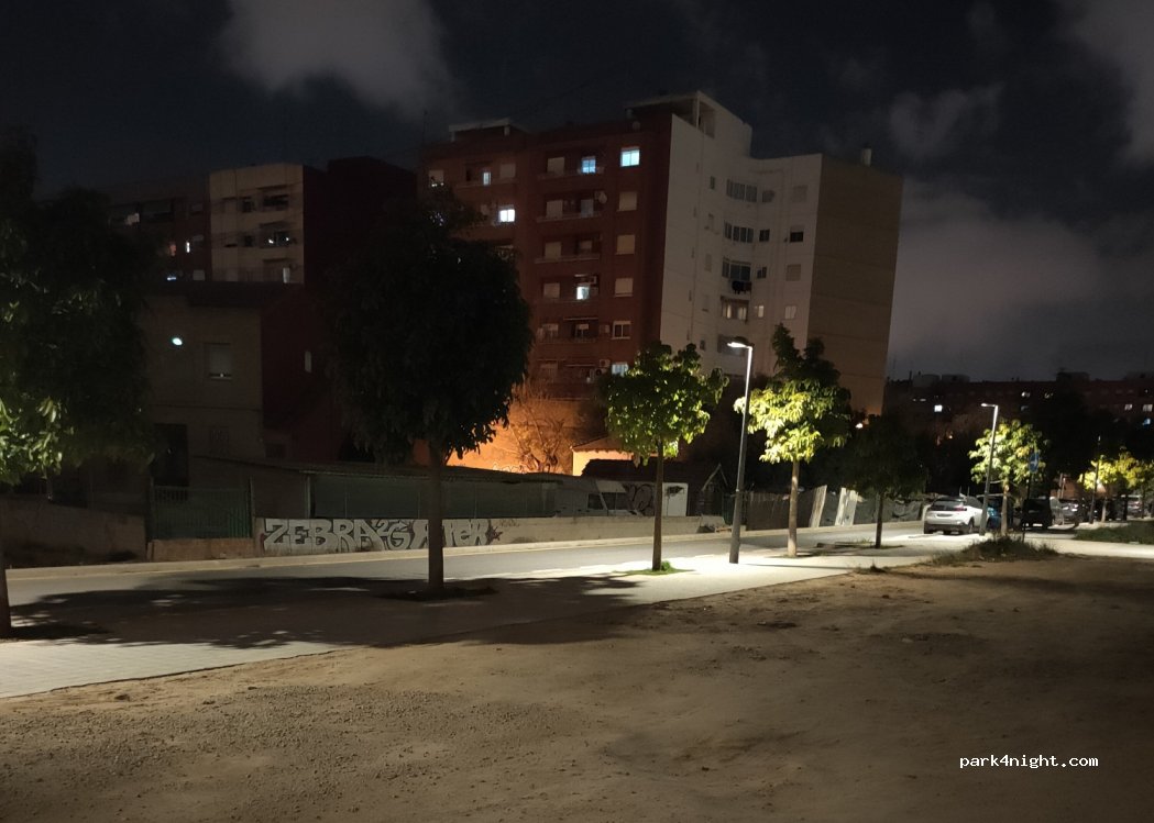 (46026) València - 1413 Calle Pai Malilla Norte — foto