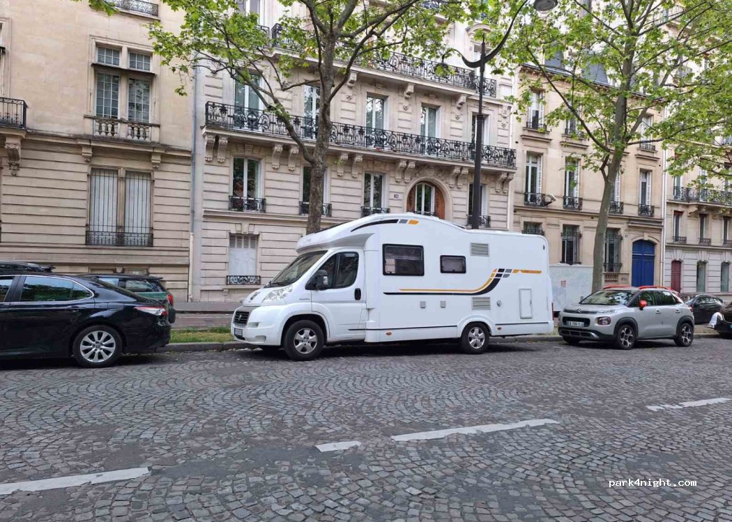 (75116) Paris - 8 Place des États-Unis — foto 4