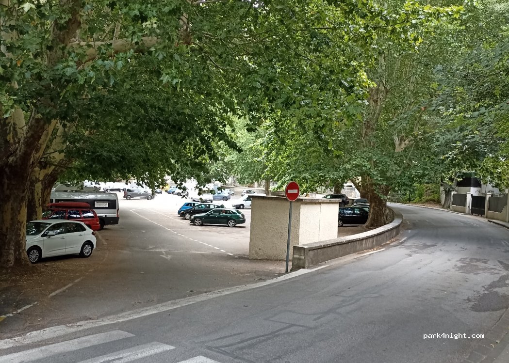 (84800) Fontaine de Vaucluse - Route de Cavaillon — foto 3