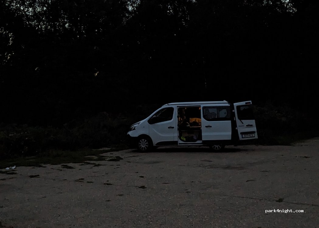(GU5 9EN) Guildford - Alderbrook Rd — foto
