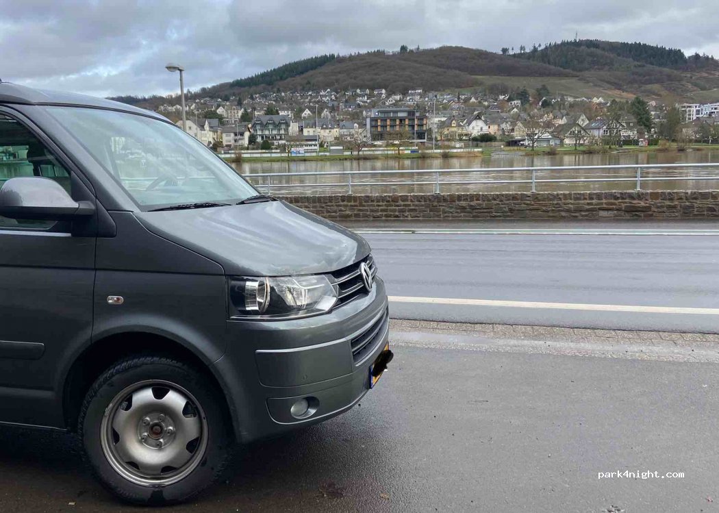 (56859) Alf - 10 Auf der Hill — foto