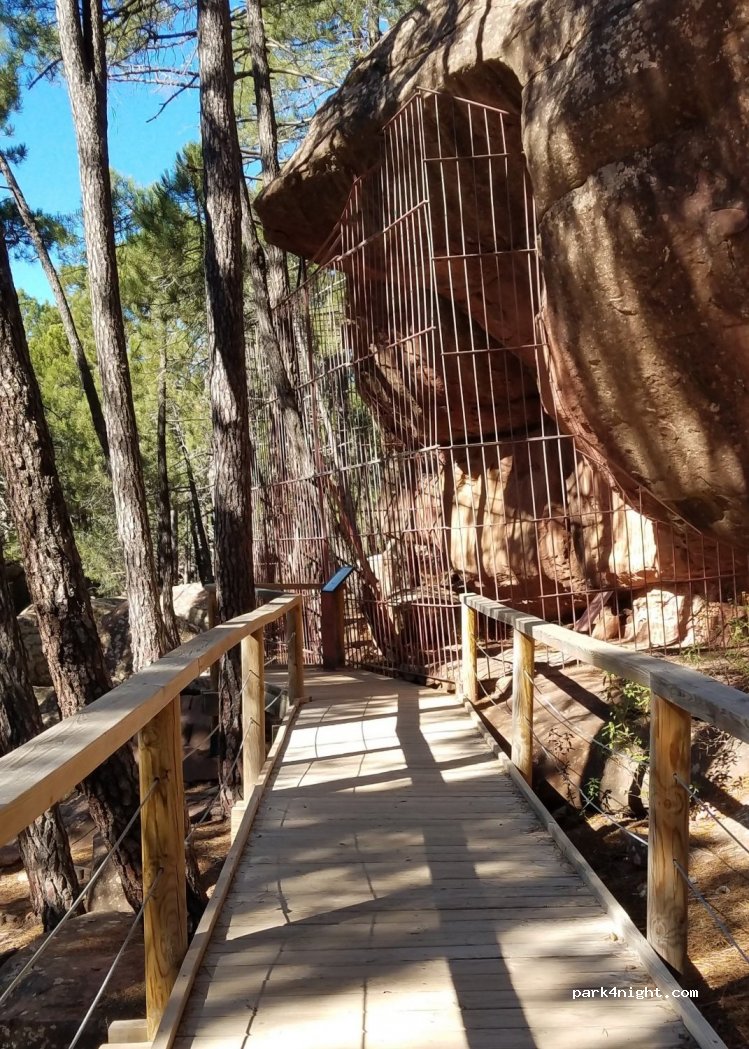 (44126) Albarracín -  Unnamed Road — foto 2