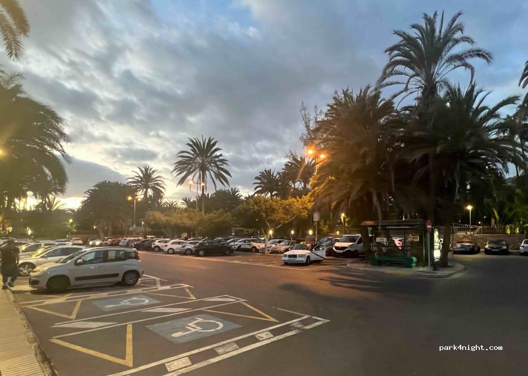 (35100) Maspalomas - 31 Avenida del Oasis — foto 2