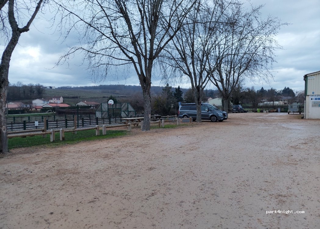 Aire de camping-cars Clessé — foto 4