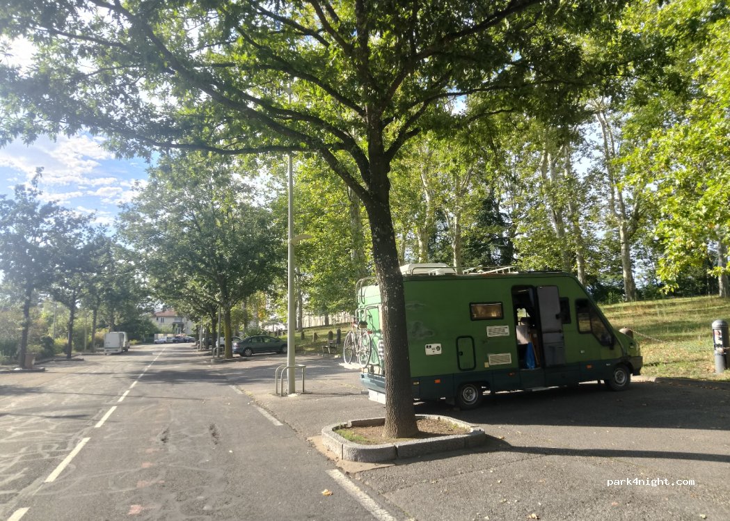 (69300) Caluire-et-Cuire - 4 Allée du Parc de la jeunesse — foto 3