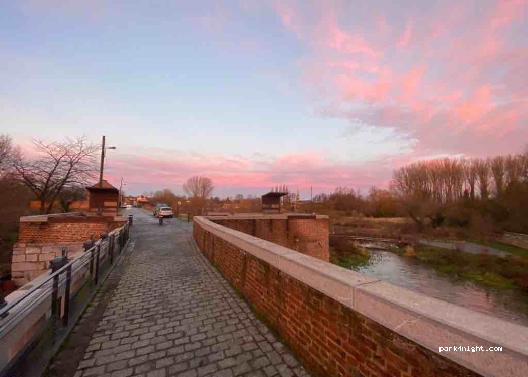 (7022) Mons - Rue du Moulin au Bois — foto 2