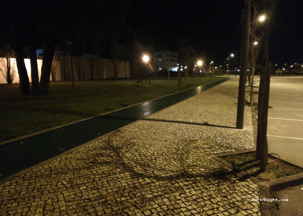 (2330) Entroncamento - 65 Rua Gustave Eiffel — foto