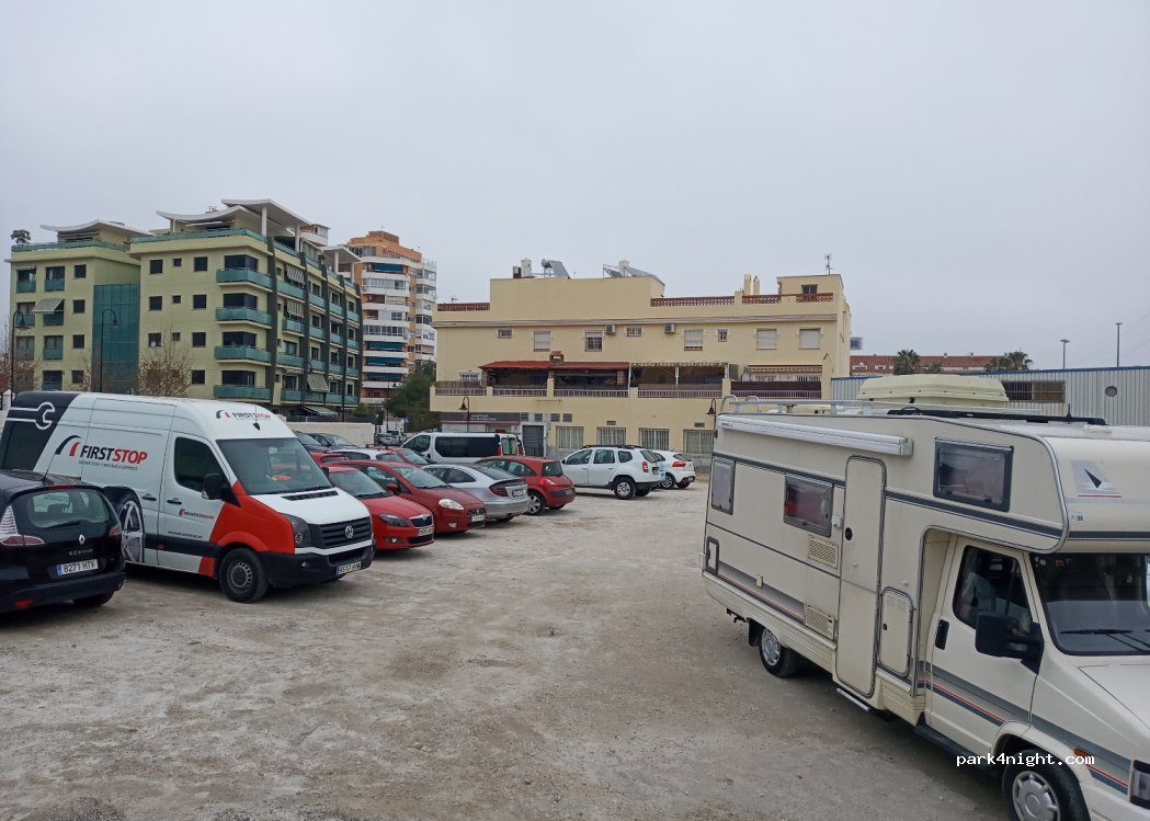 (29651) Fuengirola - 7 Calle Roble — foto 3