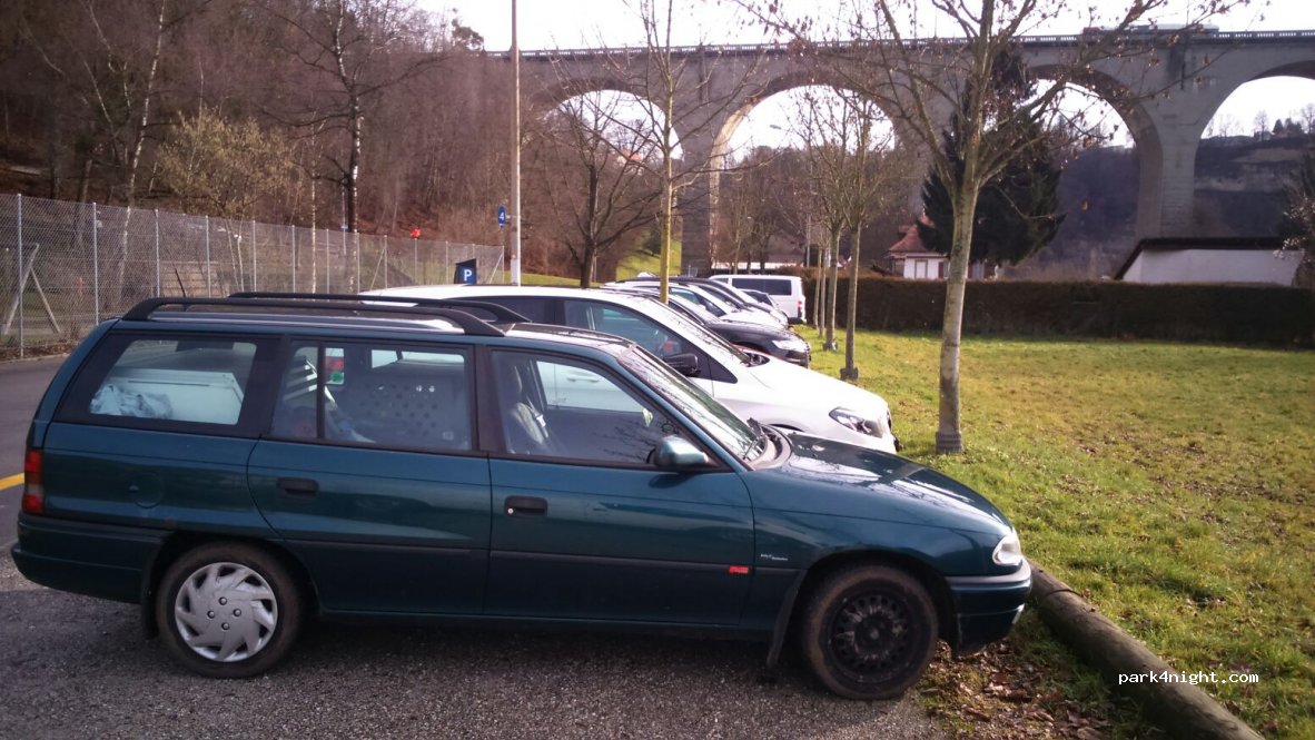 (1700) Fribourg - 18 Route des Neigles — foto