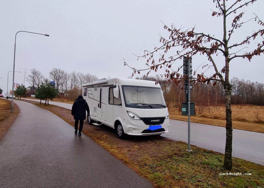 (591 32) Motala - 2 Badstrandsvägen — foto 2