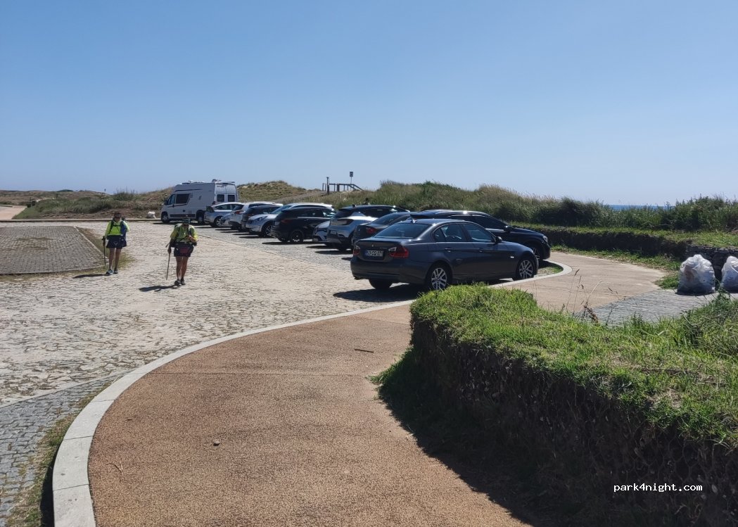 (4900) R. do Portinho - 236 Avenida da Praia — foto 3